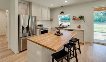 192 STUART FIELD Ln, Ariel, WA 98603