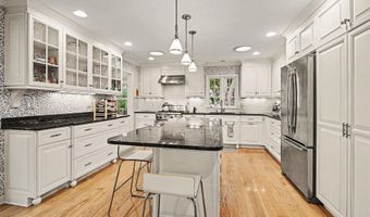 9 E Heatheridge St, Ann Arbor, MI 48104