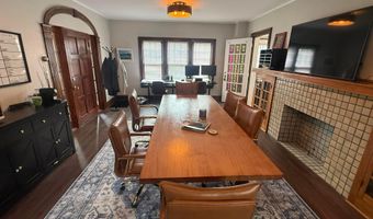 3840 N High St Unit A, Columbus, OH 43214
