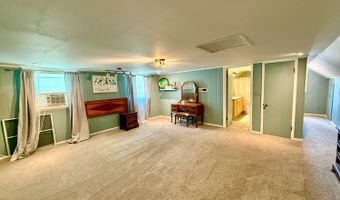 505 Edgewood Dr, Batesville, IN 47006
