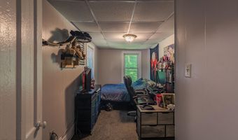 22-24 Hewitt St, Amsterdam, NY 12010