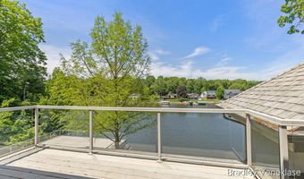 7635 Sandy Hollow Dr SE, Alto, MI 49302