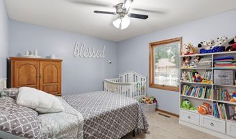 1309 Sanders Dr, Auburn, IN 46706