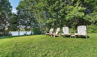 7821 Charlotte Cir, Anchorage, AK 99502