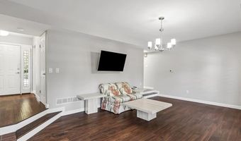 1131 Claytonbrook Ct, Ballwin, MO 63011