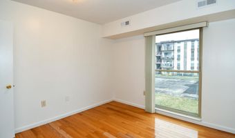 5207 NEWTON St 203, Bladensburg, MD 20710