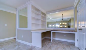 6504 SURFSIDE Blvd 8, Apollo Beach, FL 33572