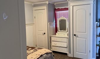 106 E 14th St, Abernathy, TX 79311