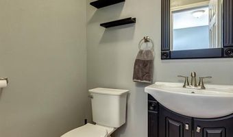 1210 Wicklow Rd A, Ballwin, MO 63021