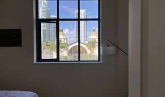 700 W E St 302, San Diego, CA 92101