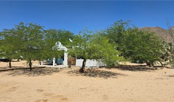 11658 S Sherry Rd, Yucca, AZ 86438