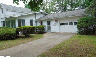 422 E Walnut St, Alma, MI 48801