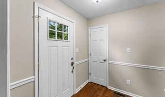 19452 Pleasant View Dr, Abingdon, VA 24211
