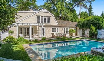 540 Rock Creek Dr, Ann Arbor, MI 48104