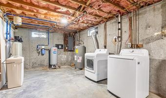 31 Stanchion Ave, Jamestown, RI 02835