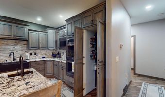 2329 N Brown Co 19, Aberdeen, SD 57401
