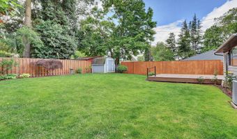 4948 SE HARVEY St, Milwaukie, OR 97222