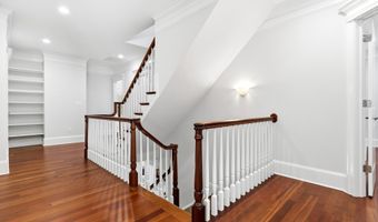 7527 WESTFIELD Dr, Bethesda, MD 20817