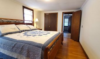 26 Wrentham St, Bellingham, MA 02019