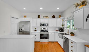 23 Little Creek Rd, Beaufort, SC 29907
