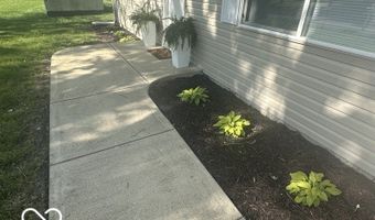 1306 Woodbine Dr, Anderson, IN 46011