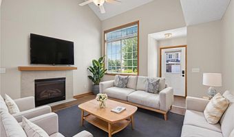 6213 Maclynn Ave NE, Albertville, MN 55301