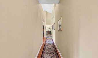 5368 Pinnacle Ct, Ann Arbor, MI 48108