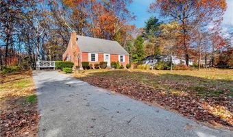 4 Tattersall Dr, Lincoln, RI 02865