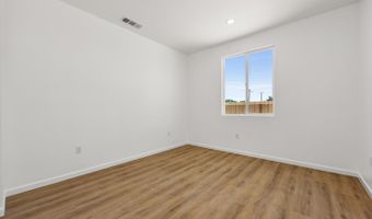 9224 Holly Ave, California City, CA 93505