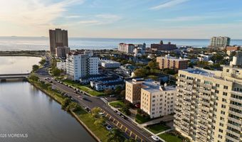 500 Deal Lake Dr 2D, Asbury Park, NJ 07712