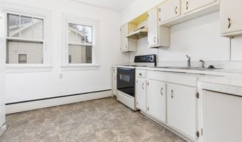 1513 W WASHINGTON St, Appleton, WI 54914