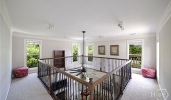 132 N Poplar St, Athens, GA 30606