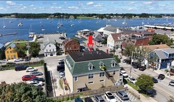 18 State St 4 (2nd Floor West), Bristol, RI 02809