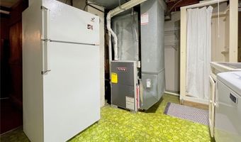 465 Kar A Bru, Amherst, OH 44001