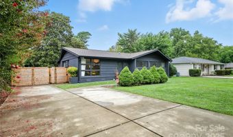 4535 Crestmont Dr, Charlotte, NC 28205