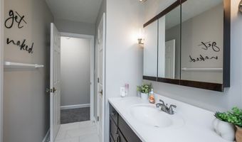 472 Columbine Ave, Akron, OH 44312
