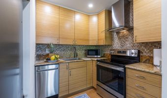 2050 KANOE St 208, Kihei, HI 96753