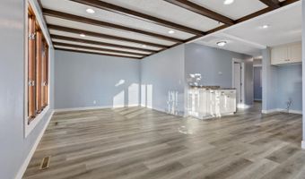 1320 N Penn St, Aberdeen, SD 57401