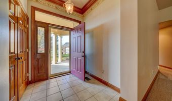 1908 Bent Tree Ct, Auburn, IN 46706