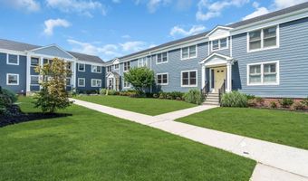 302 Deal Lake Dr 19, Asbury Park, NJ 07712