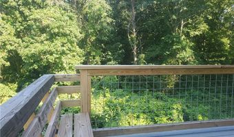 5 Ludlow St, Johnston, RI 02919