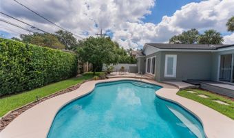 1245 MUNSTER St, Orlando, FL 32803
