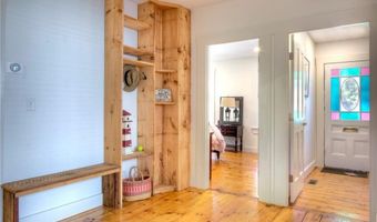 75 Mary St, Newport, RI 02840