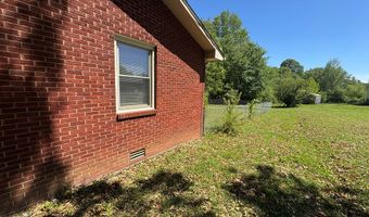 105 Able St, Big Sandy, TN 38221