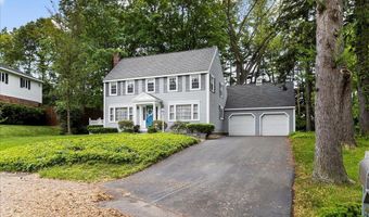 42 Pheasant Ridge Dr, Albany, NY 12211