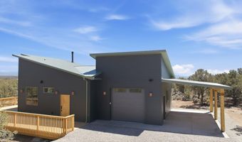 102 Spanish Peaks Rd, Arroyo Hondo, NM 87513