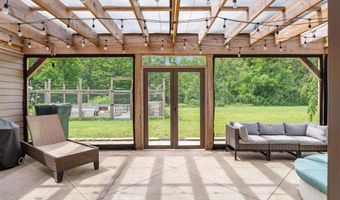 5546 Valley Rd, Alanson, MI 49706