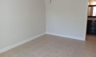 536 ORANGE Dr 14, Altamonte Springs, FL 32701