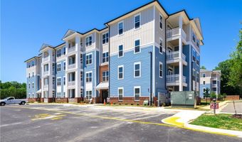 10526 Stony Bluff Dr 101, Ashland, VA 23005