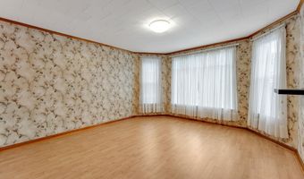 4 Long St, Barre, VT 05641